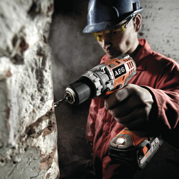 18 V Compact Hammerdrill Driver