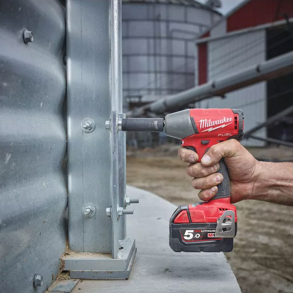 M18 FUEL&trade; &frac12;? impact wrench with friction ring