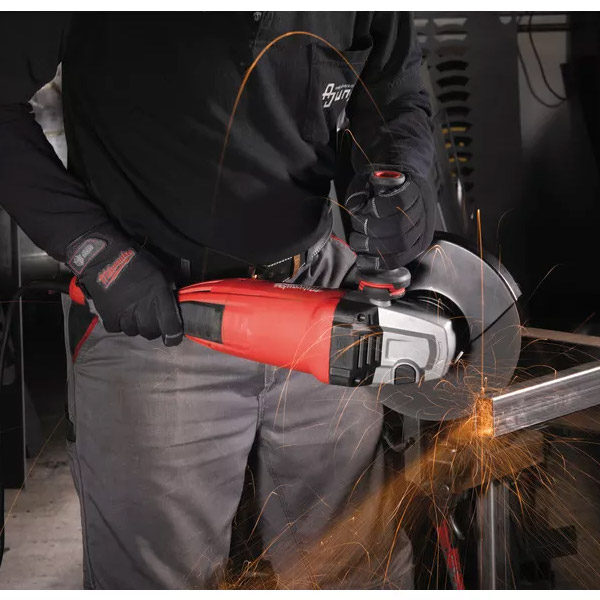 2200 W angle grinder with AVS
