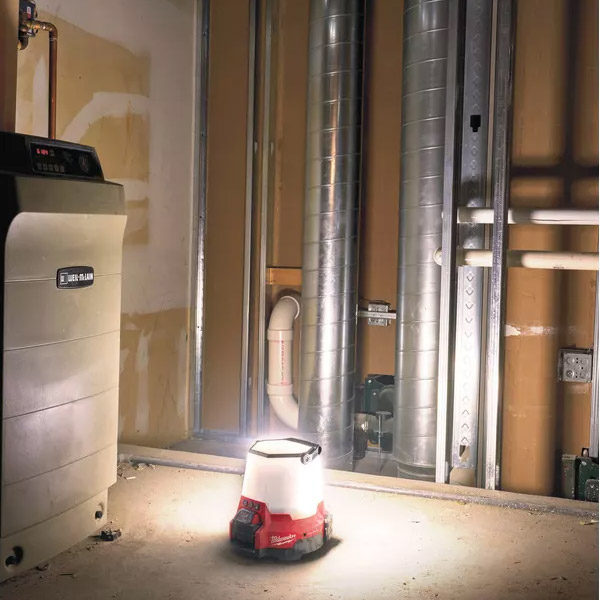 M18&trade; ONE-KEY&trade; LED compact site light