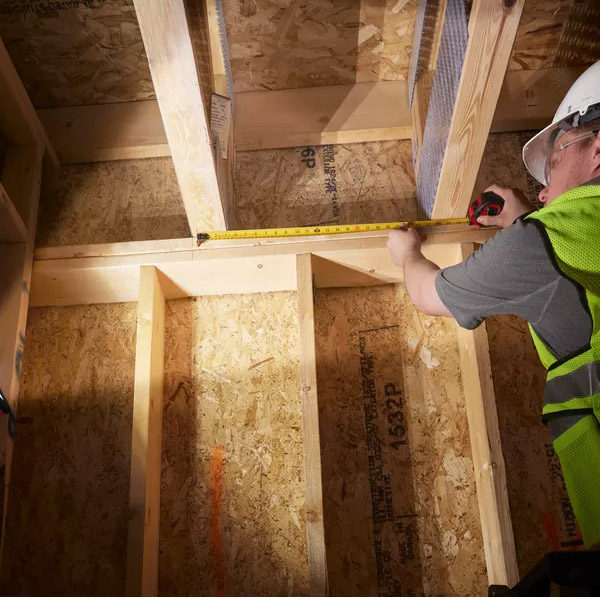 M18&trade; LED Search Light