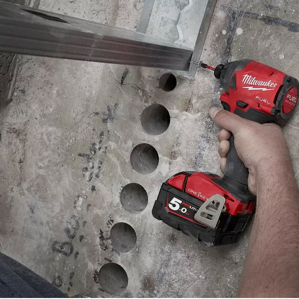 M18 FUEL&trade; ONE-KEY&trade; &frac14;? Hex impact driver