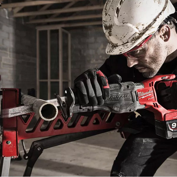 M18 FUEL&trade; ONE-KEY&trade; SAWZALL&reg;